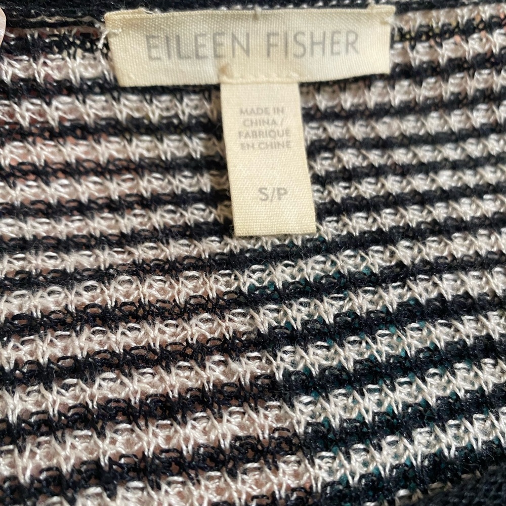 Eileen Fisher Organic Linen Top - Picture 6 of 6